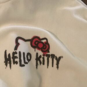 Women’s cropped velour cream colored hoodie with Hello kitty Size M-L , F21